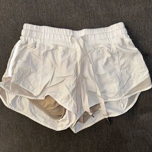 Lululemon 2.5” shorts